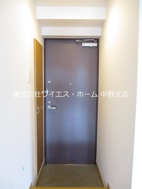 ラ・フェニーチェ  玄関