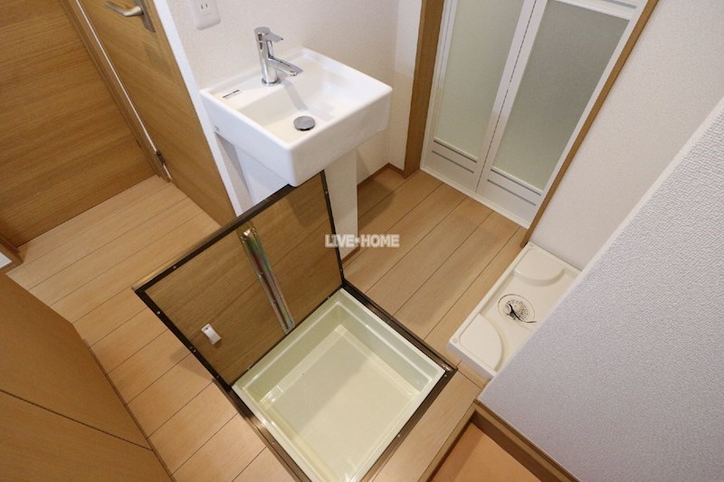 その他28