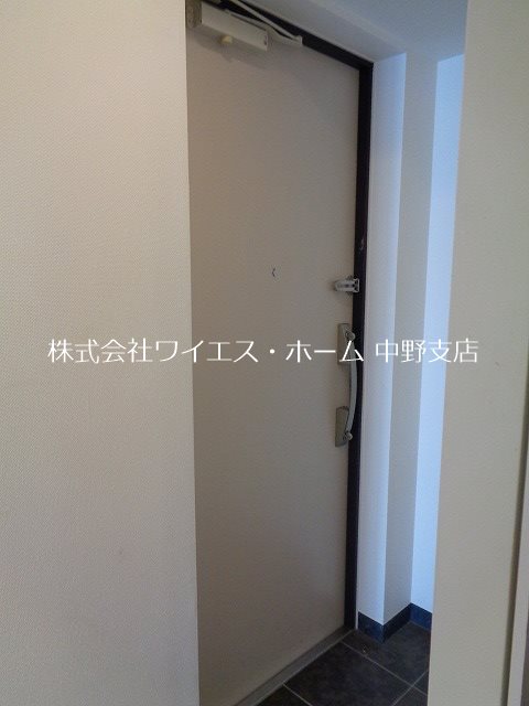 T-court2 玄関