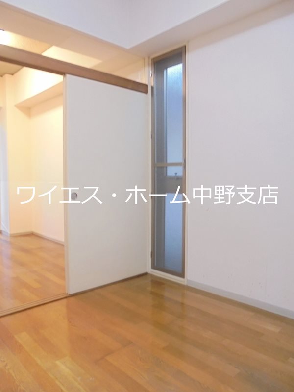 ヴィラ　サンヴェール リビング