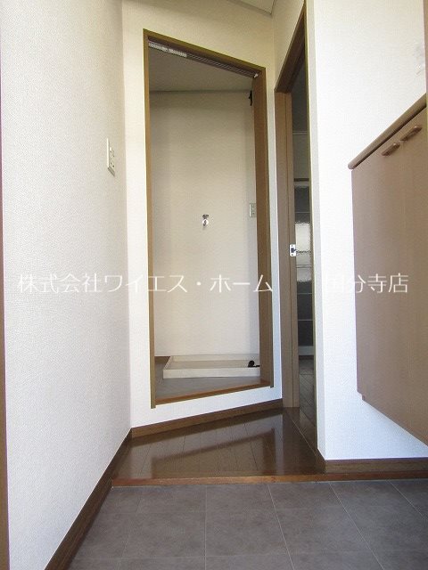 グレイス・パルⅡ（B） 玄関