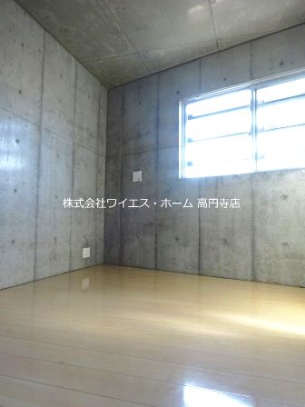 ベッドルーム
