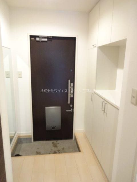 クレール　コガネイ 玄関