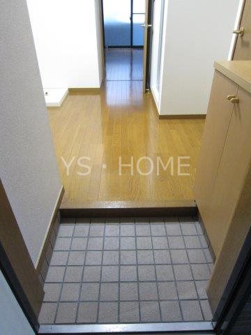 エスポワール本町 玄関