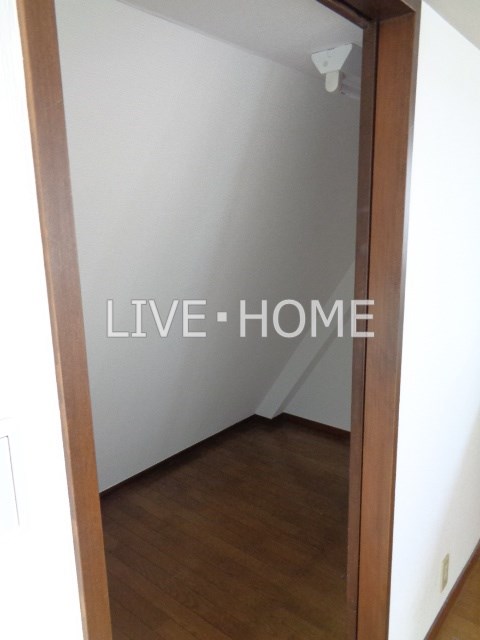 その他27