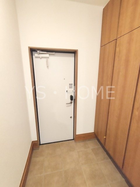 グランソフィア花小金井南町  玄関