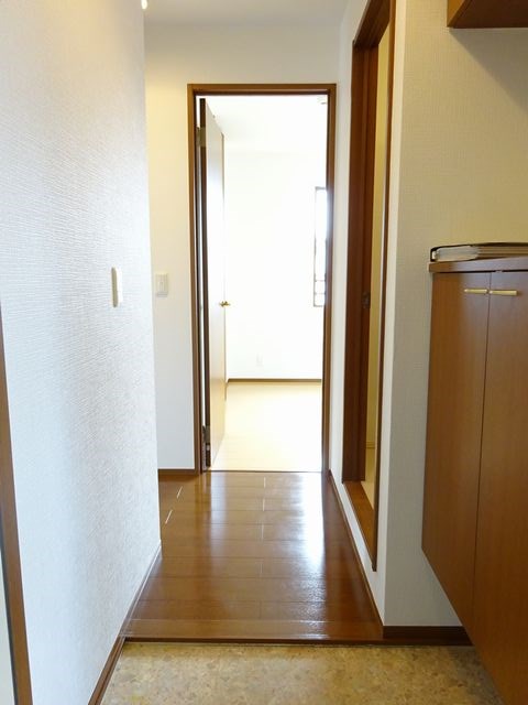 ル・ヴェールB棟 玄関