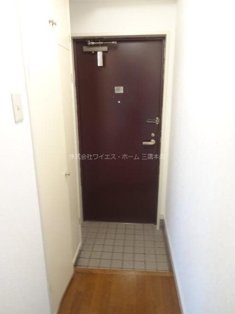 ロイヤルハイムⅠ 玄関