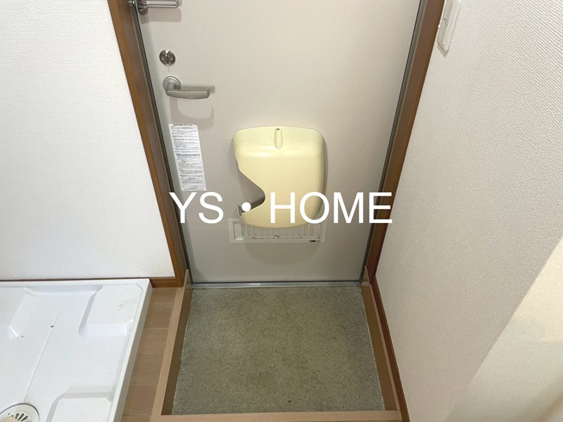 コーポよしざわ2号棟 玄関