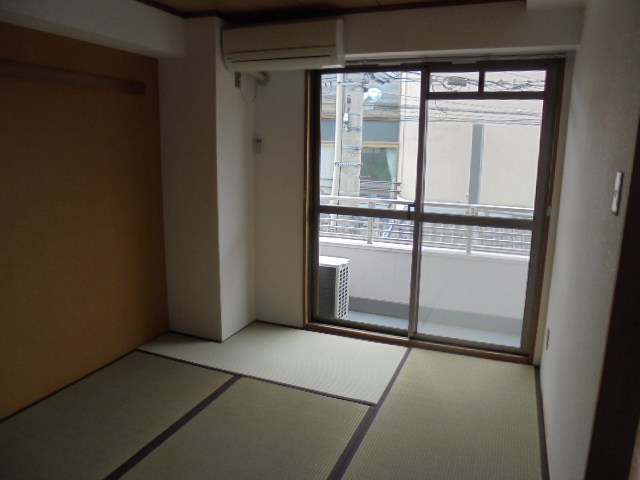 ベッドルーム