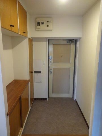 日生三鷹マンション 玄関