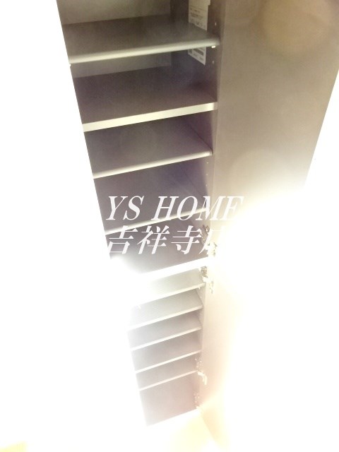 ソルナクレイシア久我山 玄関