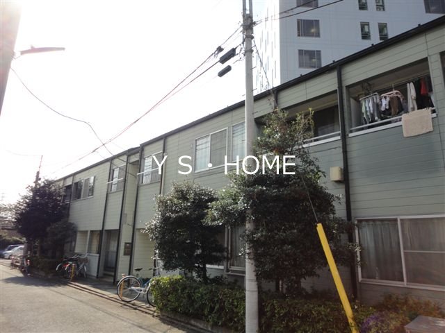 フラットアウト 外観