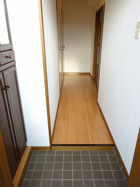 ローゼス小金井 玄関