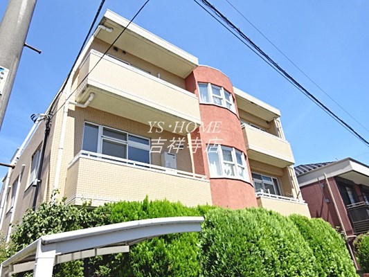 ルームズ　 外観
