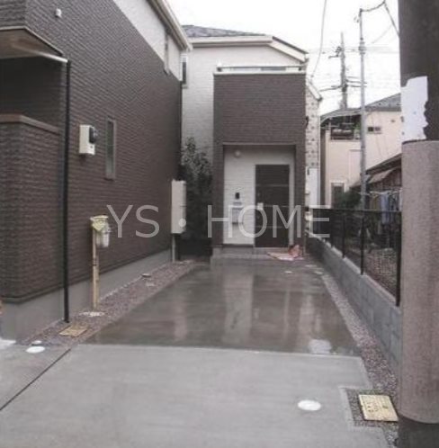 西久保３丁目貸家 玄関