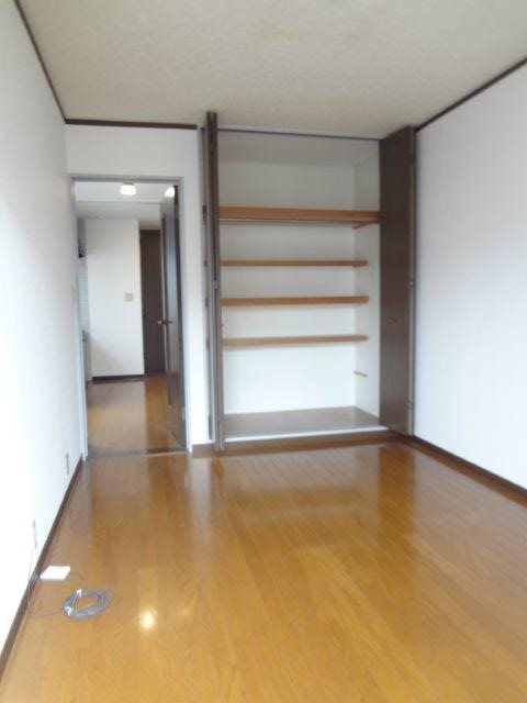 ベッドルーム