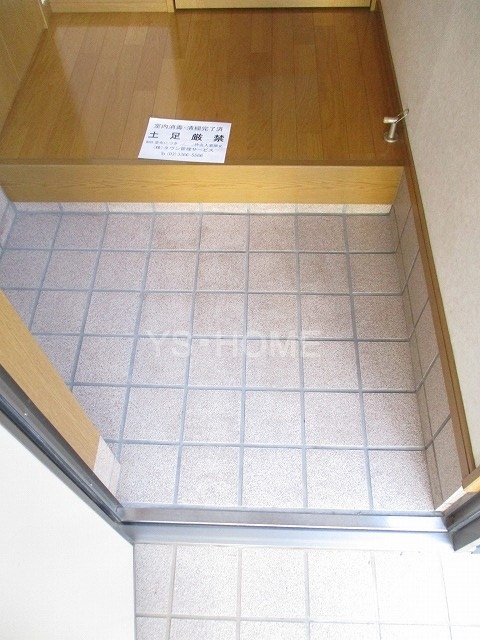 アメニティーハウス 玄関