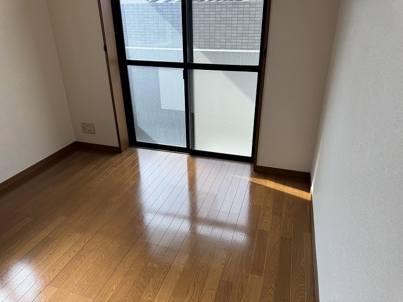 ベッドルーム