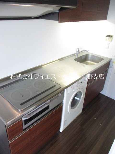 コンフォリア東中野DEUX キッチン