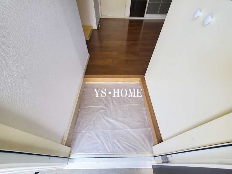 エスペランサ鈴木 玄関