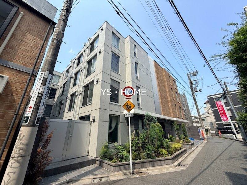 quador中野 外観