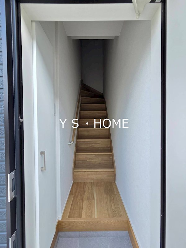 WoodCrest国立Residence 玄関