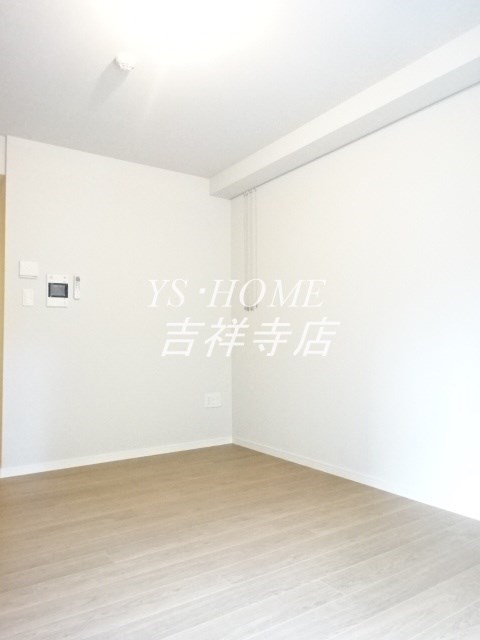 H-スクエア吉祥寺南町 リビング