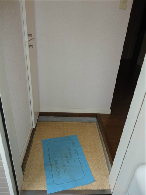 ラフィーネ西国分寺 玄関
