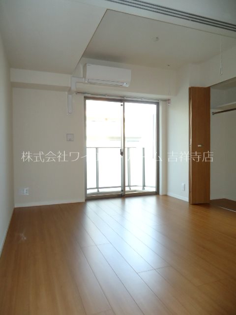 ベルジュール武蔵野中町 ベッドルーム