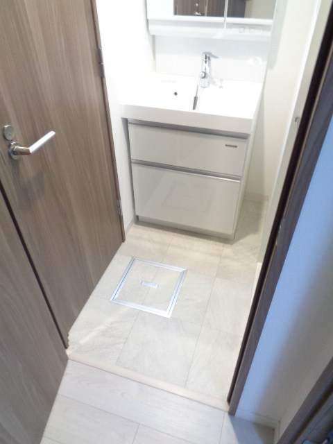 その他13