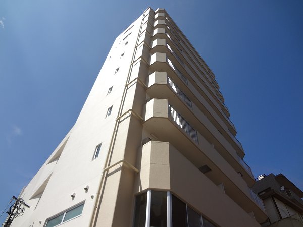 シャルマン三鷹 外観