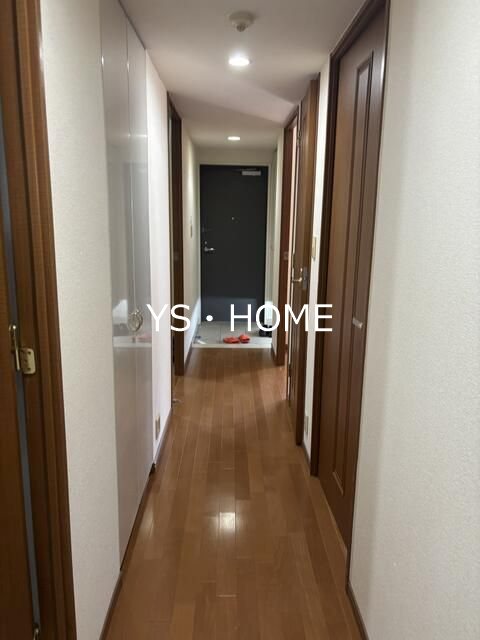 中野坂上パークホームズ 玄関