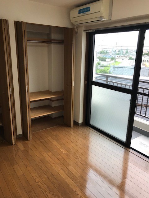 ベッドルーム