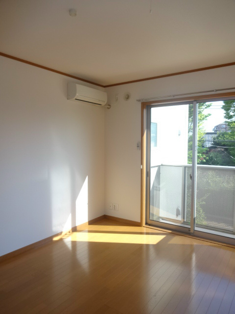 CRESCENT リビング