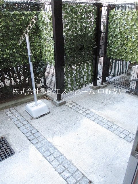 RIDGE新宿西落合 ベランダ