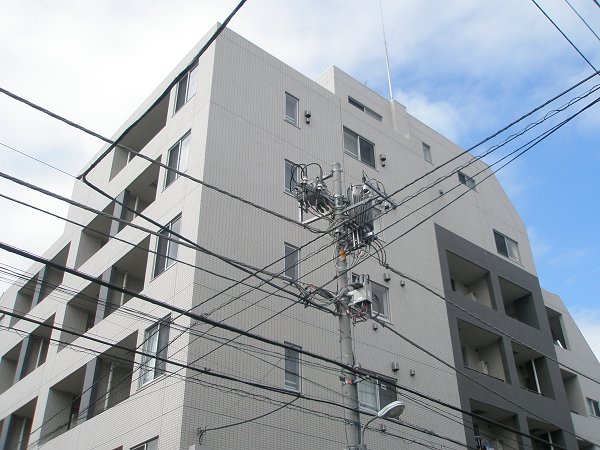 ラクラス新中野 外観