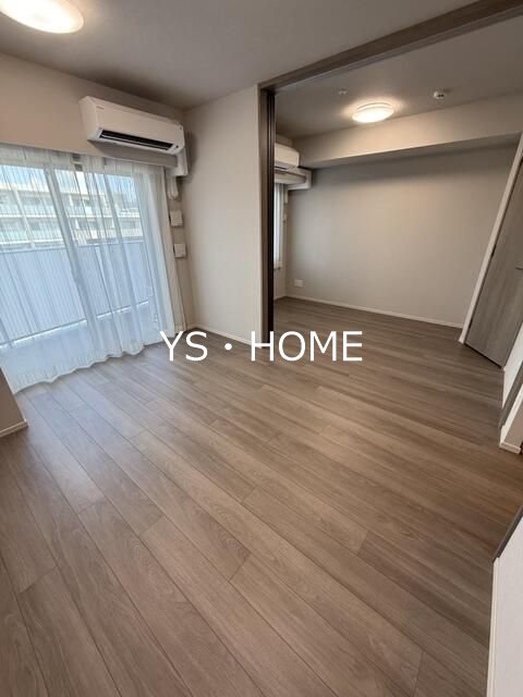 クレストコート中野富士見町 リビング