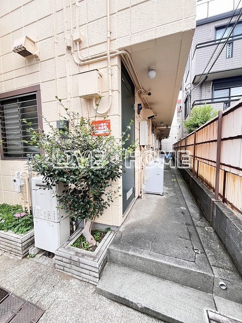 東京都新宿区百人町２丁目 エントランス