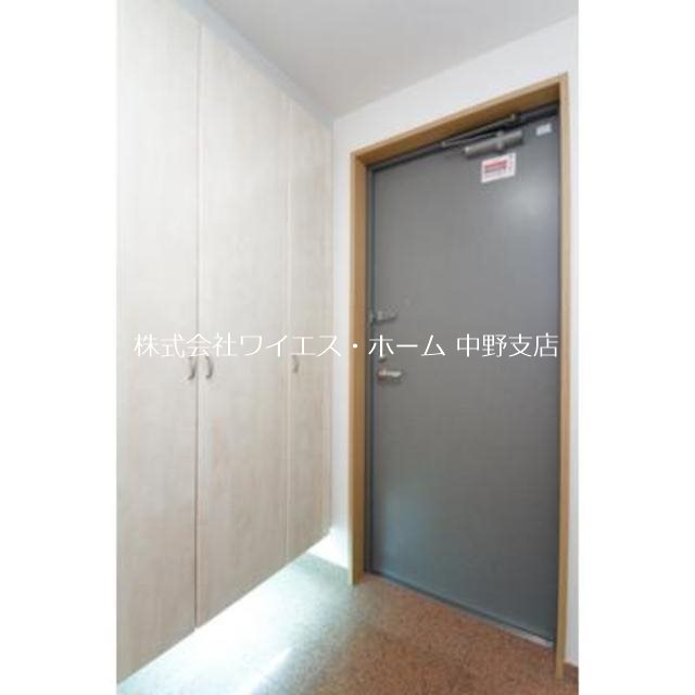 プランシェール落合 玄関