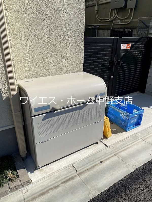 その他33
