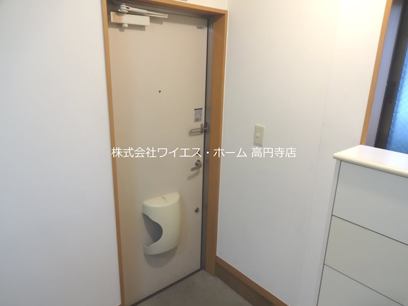メゾンシェーヌ 玄関