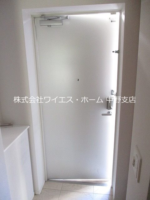BLESS北新宿 玄関