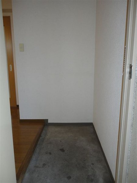 メゾン恋ヶ窪 玄関