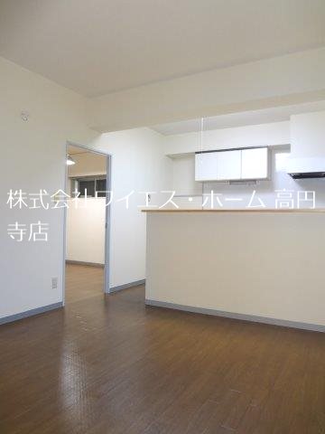 スカイハイツゆうな  リビング
