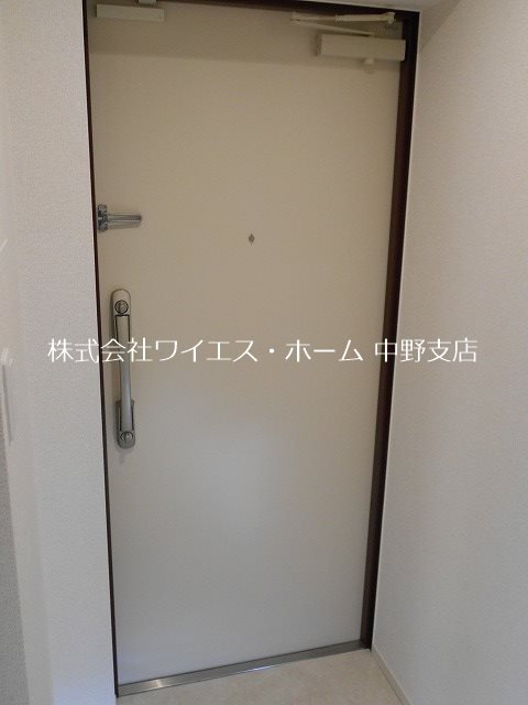 グリーンアース 玄関