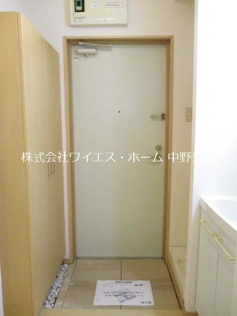中野千利休 玄関