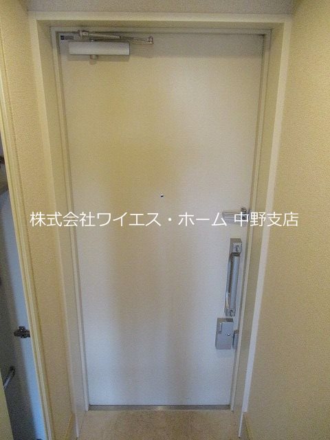 ダイナシティ高円寺 玄関