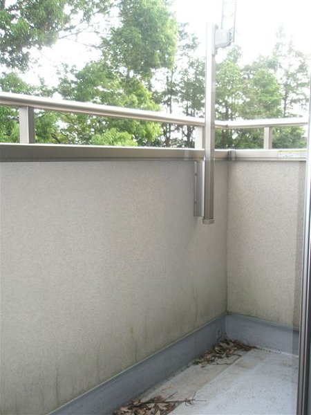 パインハウス深大寺   ベランダ