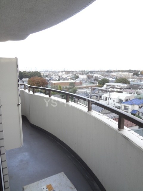 西央レジデンツ ベランダ